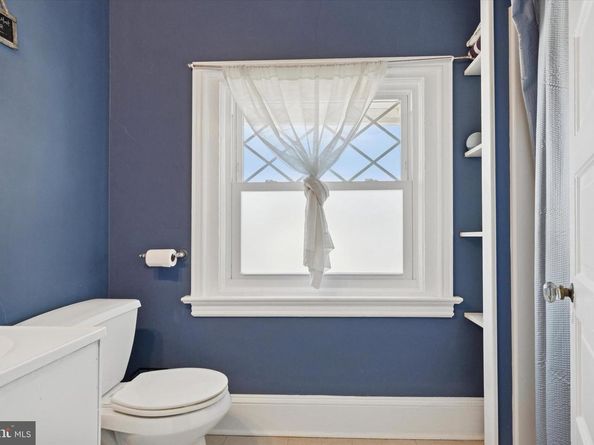 2444 Fairhill Avenue, Glenside PA 19038