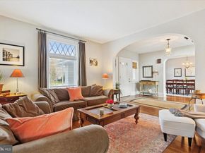 2444 Fairhill Avenue, Glenside PA 19038