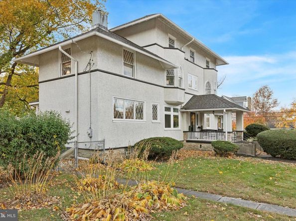 2444 Fairhill Avenue, Glenside PA 19038