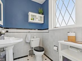 2444 Fairhill Avenue, Glenside PA 19038