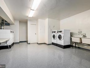 4201 Cathedral Avenue NW 923W, Washington DC 20016