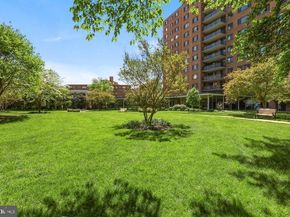 4201 Cathedral Avenue NW 923W, Washington DC 20016