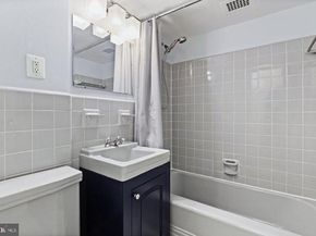 4201 Cathedral Avenue NW 923W, Washington DC 20016