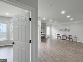 1600 Spring Gate Drive 2211, Mclean VA 22102