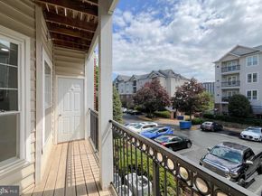 1600 Spring Gate Drive 2211, Mclean VA 22102