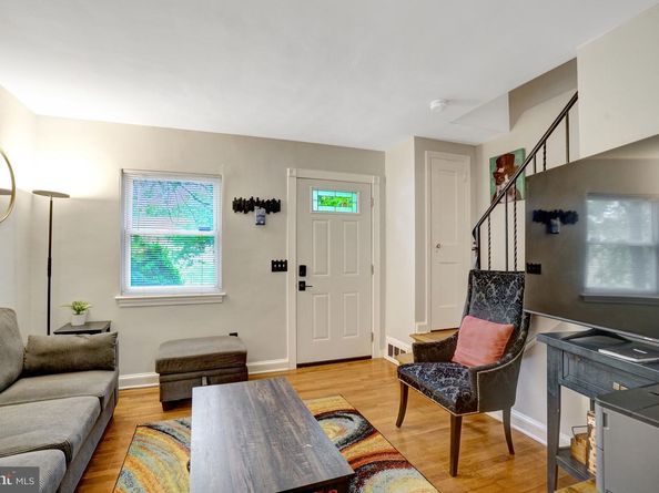 219 Buchanan Street, Alexandria VA 22314