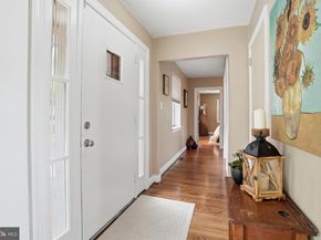8618 Caroline Drive, Glenside PA 19038