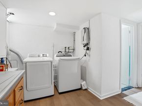 8618 Caroline Drive, Glenside PA 19038