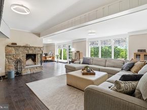 8618 Caroline Drive, Glenside PA 19038