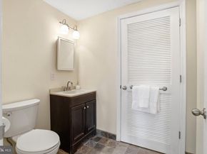 8618 Caroline Drive, Glenside PA 19038