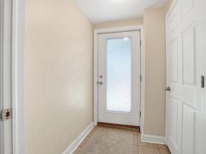 8618 Caroline Drive, Glenside PA 19038