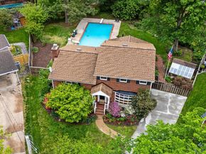 2905 Maplewood Place, Alexandria VA 22302