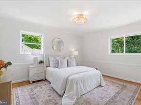 2905 Maplewood Place, Alexandria VA 22302