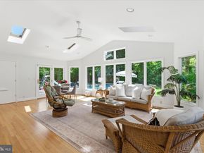 2905 Maplewood Place, Alexandria VA 22302