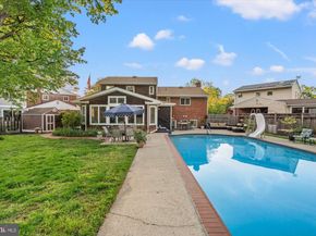 2905 Maplewood Place, Alexandria VA 22302