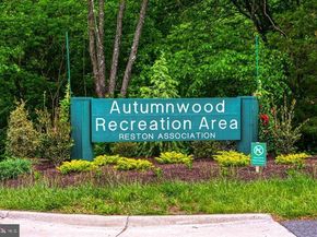11711 Summerchase Circle, Reston VA 20194