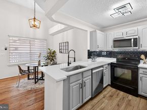 11711 Summerchase Circle, Reston VA 20194