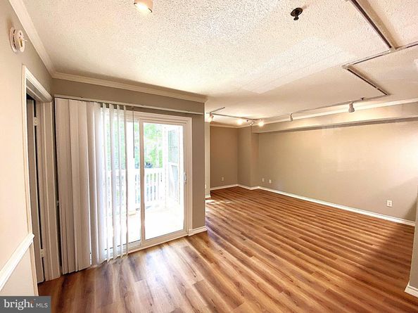 1524 Lincoln Way 209, Mclean VA 22102
