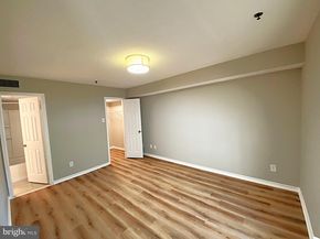 1524 Lincoln Way 209, Mclean VA 22102