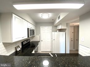 1524 Lincoln Way 209, Mclean VA 22102
