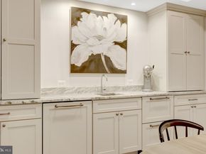 6514 Fairlawn Drive, Mclean VA 22101
