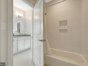6514 Fairlawn Drive, Mclean VA 22101