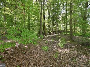 11815 Beekman Place, Rockville MD 20854