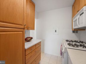 4343 Cherry Hill Road 306, Arlington VA 22207
