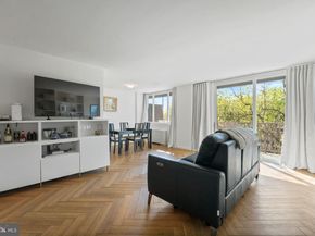 4343 Cherry Hill Road 306, Arlington VA 22207