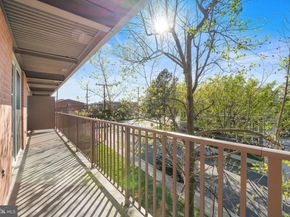 4343 Cherry Hill Road 306, Arlington VA 22207