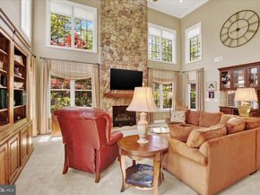 86 Rittenhouse Circle, Newtown PA 18940