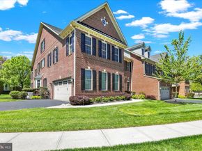 86 Rittenhouse Circle, Newtown PA 18940