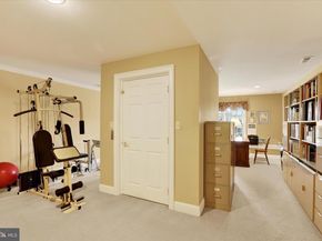 86 Rittenhouse Circle, Newtown PA 18940