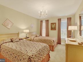 86 Rittenhouse Circle, Newtown PA 18940