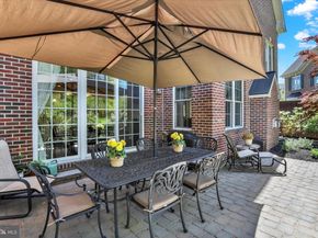 86 Rittenhouse Circle, Newtown PA 18940