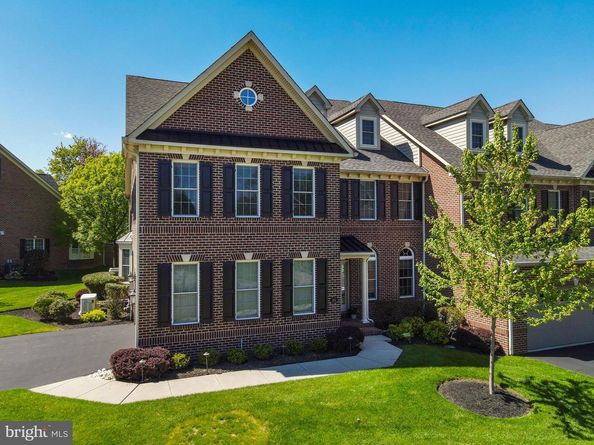 86 Rittenhouse Circle, Newtown PA 18940