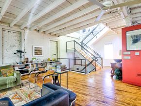 915 S 7TH Street, Philadelphia PA 19147