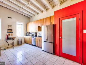 915 S 7TH Street, Philadelphia PA 19147