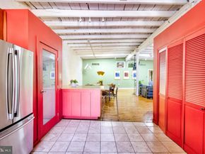 915 S 7TH Street, Philadelphia PA 19147