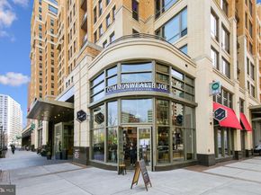 1225 Martha Custis Drive 811, Alexandria VA 22302