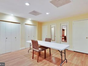 1225 Martha Custis Drive 811, Alexandria VA 22302