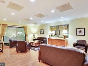 1225 Martha Custis Drive 811, Alexandria VA 22302