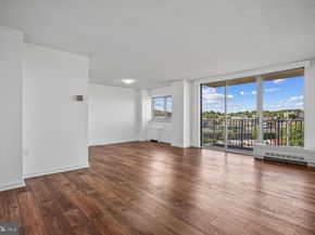 1225 Martha Custis Drive 811, Alexandria VA 22302