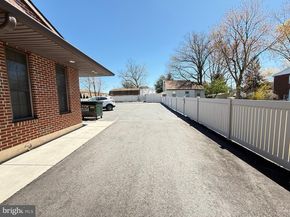 9821 Academy Road, Philadelphia PA 19114