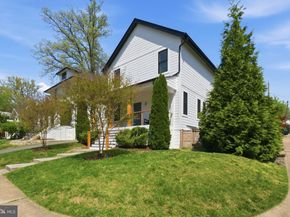 401 N Edgewood Street, Arlington VA 22201