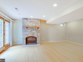 47265 Middle Bluff Place, Sterling VA 20165