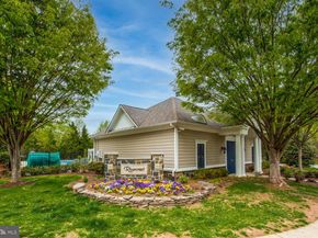 47265 Middle Bluff Place, Sterling VA 20165