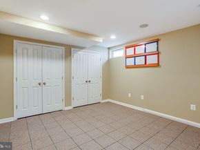47265 Middle Bluff Place, Sterling VA 20165
