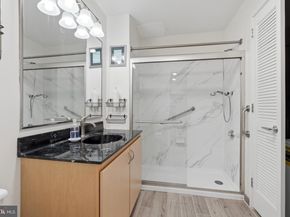 815 Arch Street 516, Philadelphia PA 19107