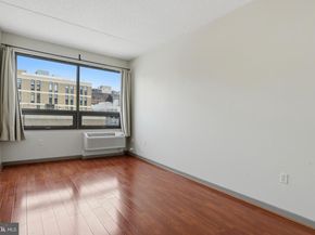 815 Arch Street 516, Philadelphia PA 19107